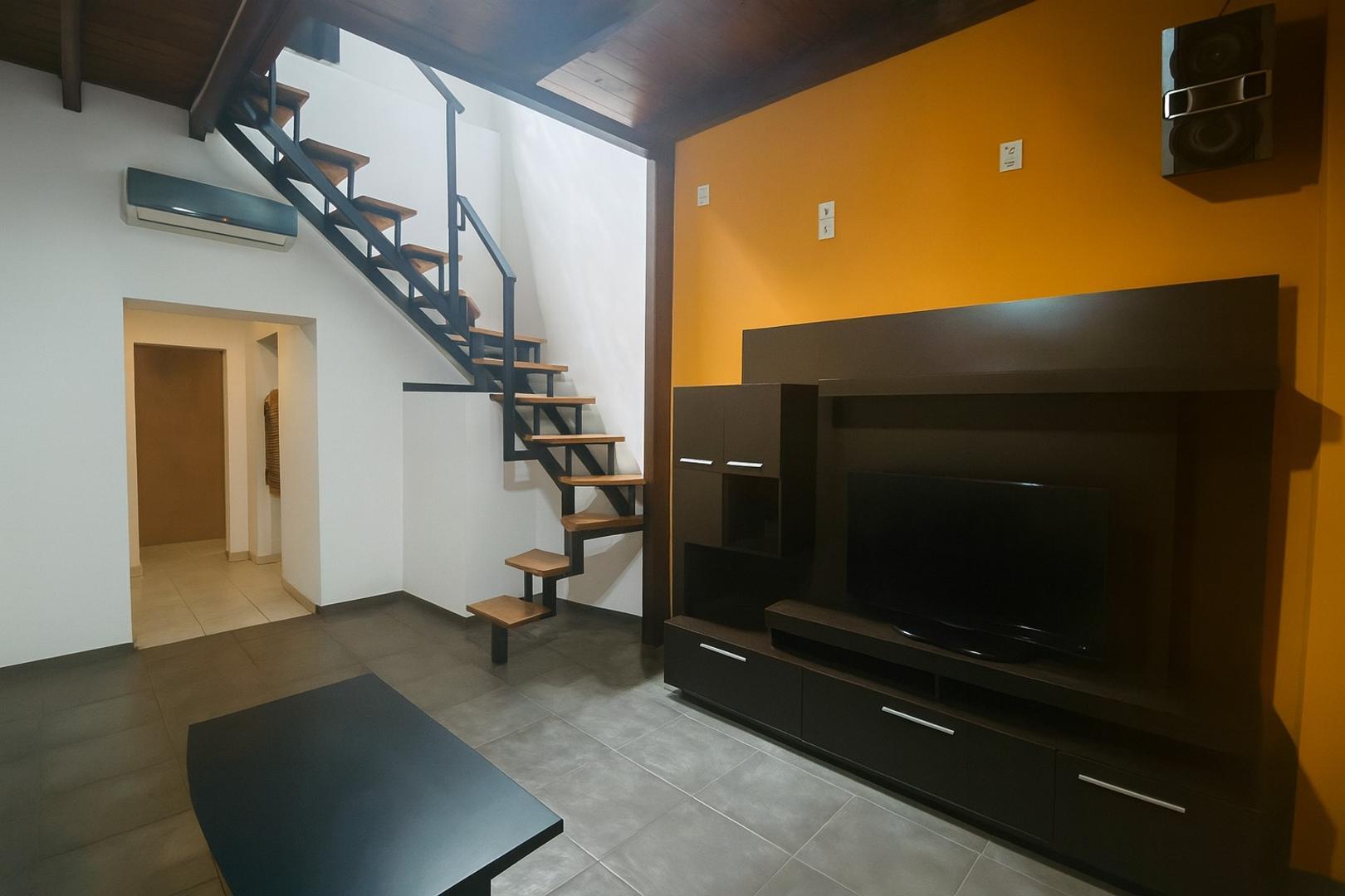 VENTA – Casa de Pasillo NO PH en República sexta