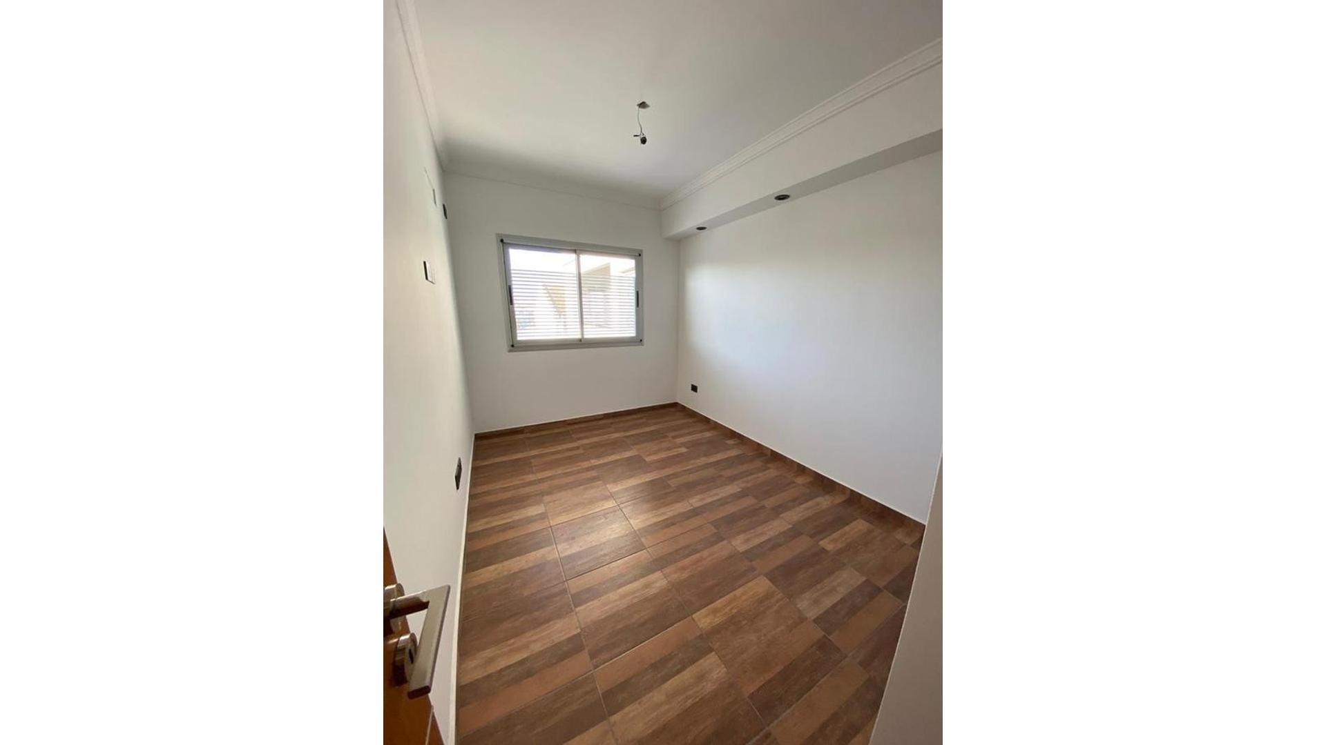 Departamento 4 ambientes con 1 baño