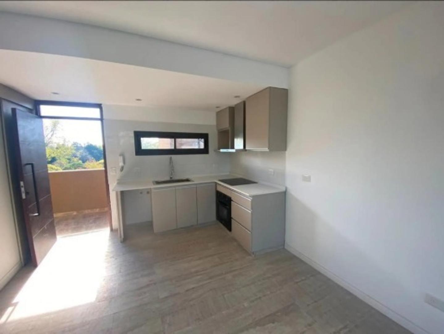 Departamento en Alquiler con 1 cocheras
