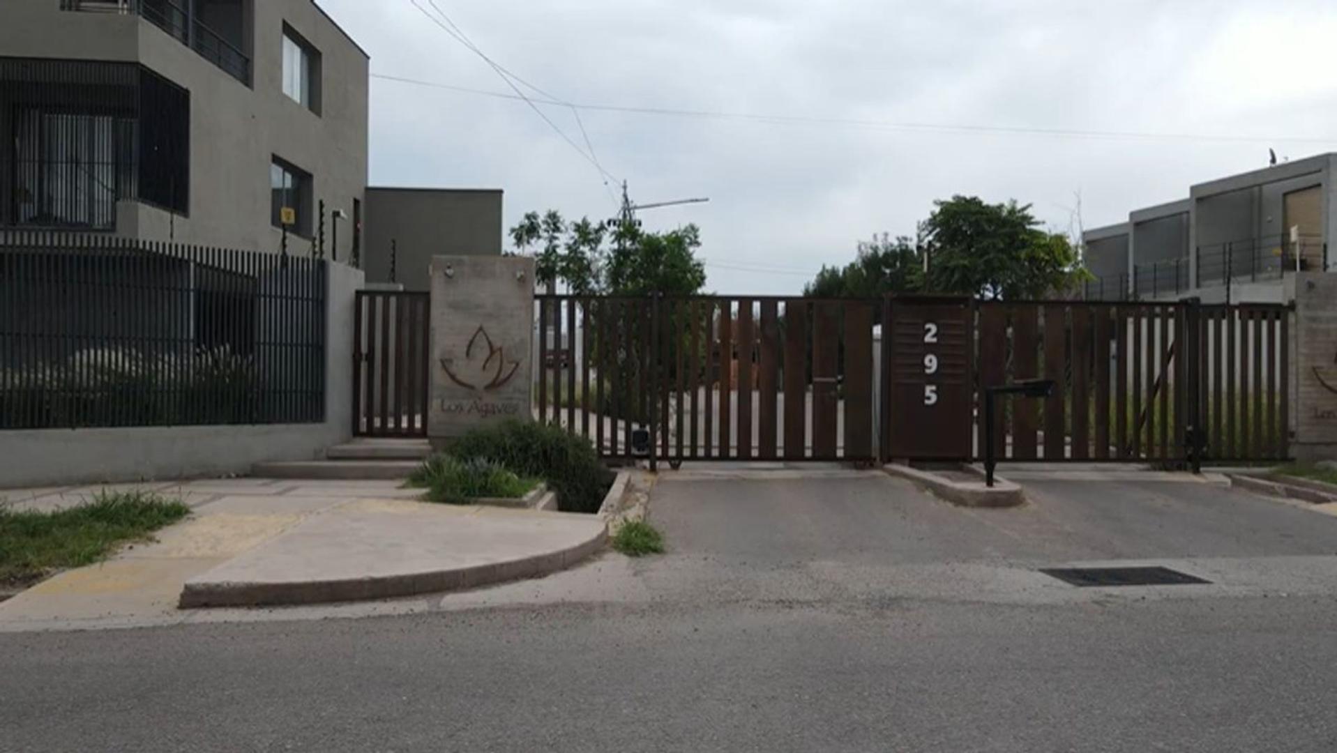 Venta Departamentos Barrio Privado Carrodilla