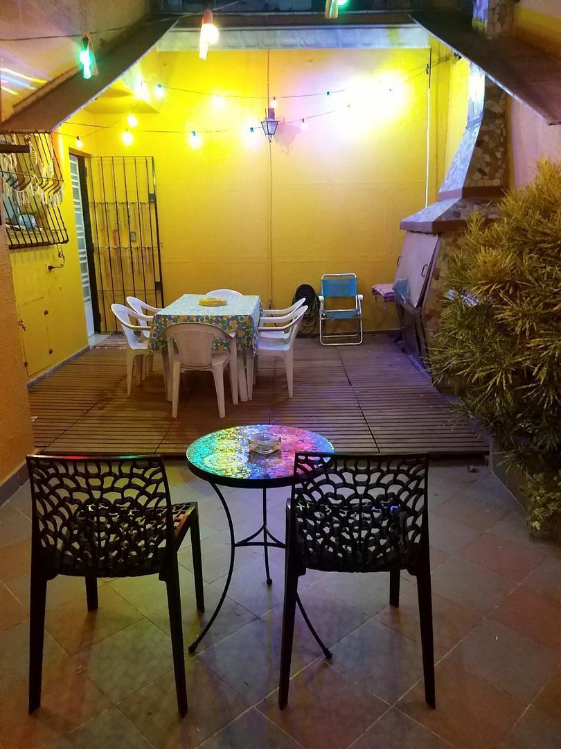 casa 4 amb con patio y terraza