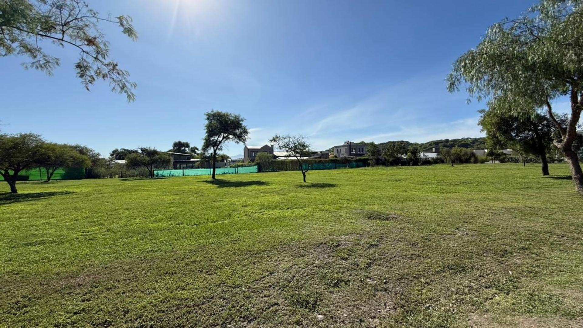 Terreno en Venta en Zona Centro, USD 85.000