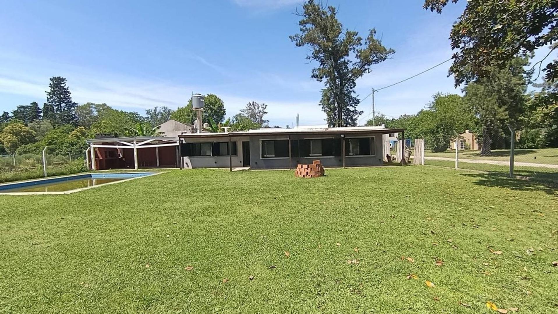 Casa en Venta con 5 cocheras