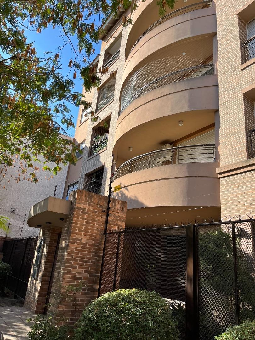 Uriburu 553 , Piso 4/5