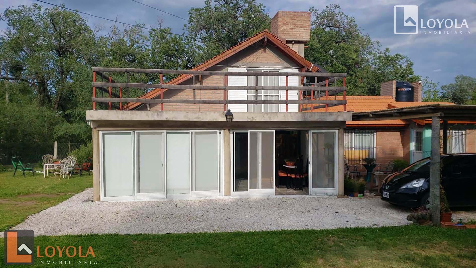 Casa 3 ambientes con 2 baños