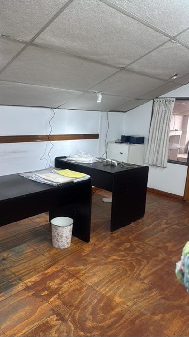 Galpon en Alquiler en Sarandí, USD 5.800