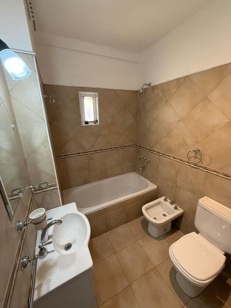 Departamento 3 ambientes con 2 baños