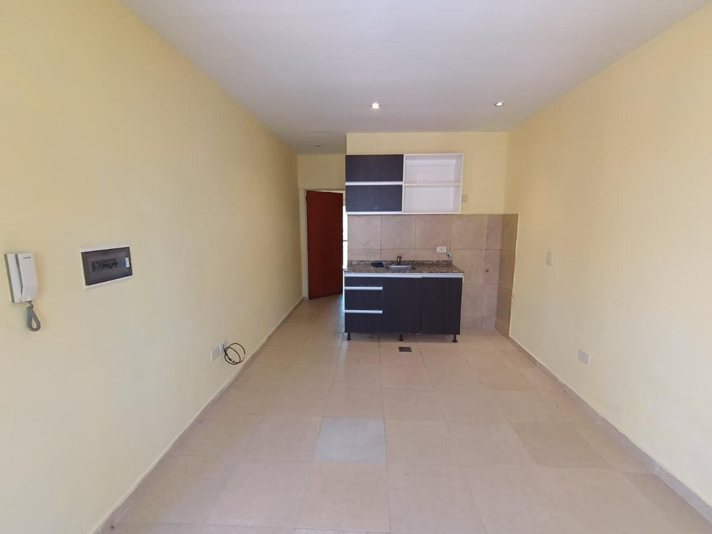 Gerardo Varela 900, Piso 2