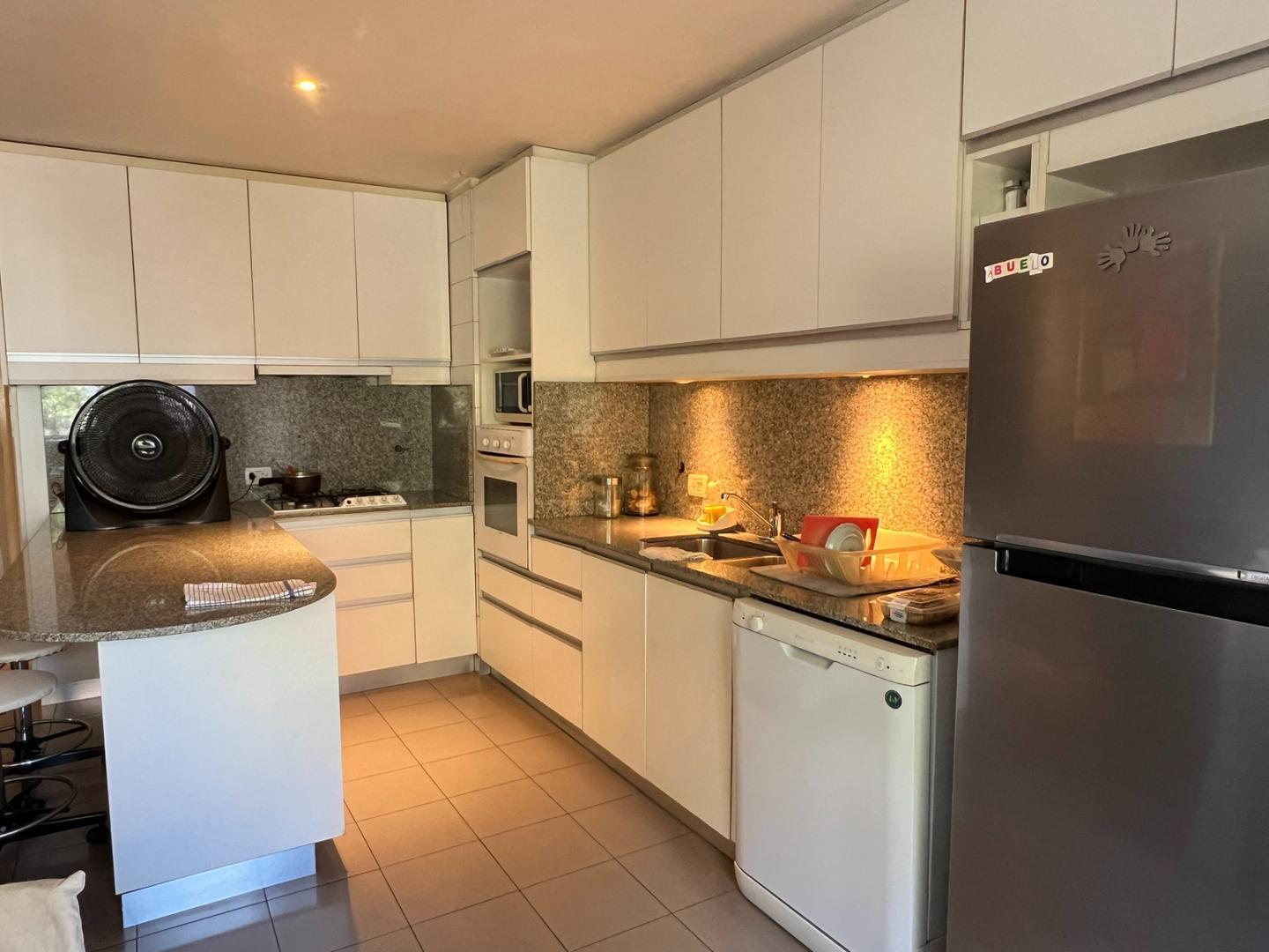 Departamento en Venta con 2 cocheras