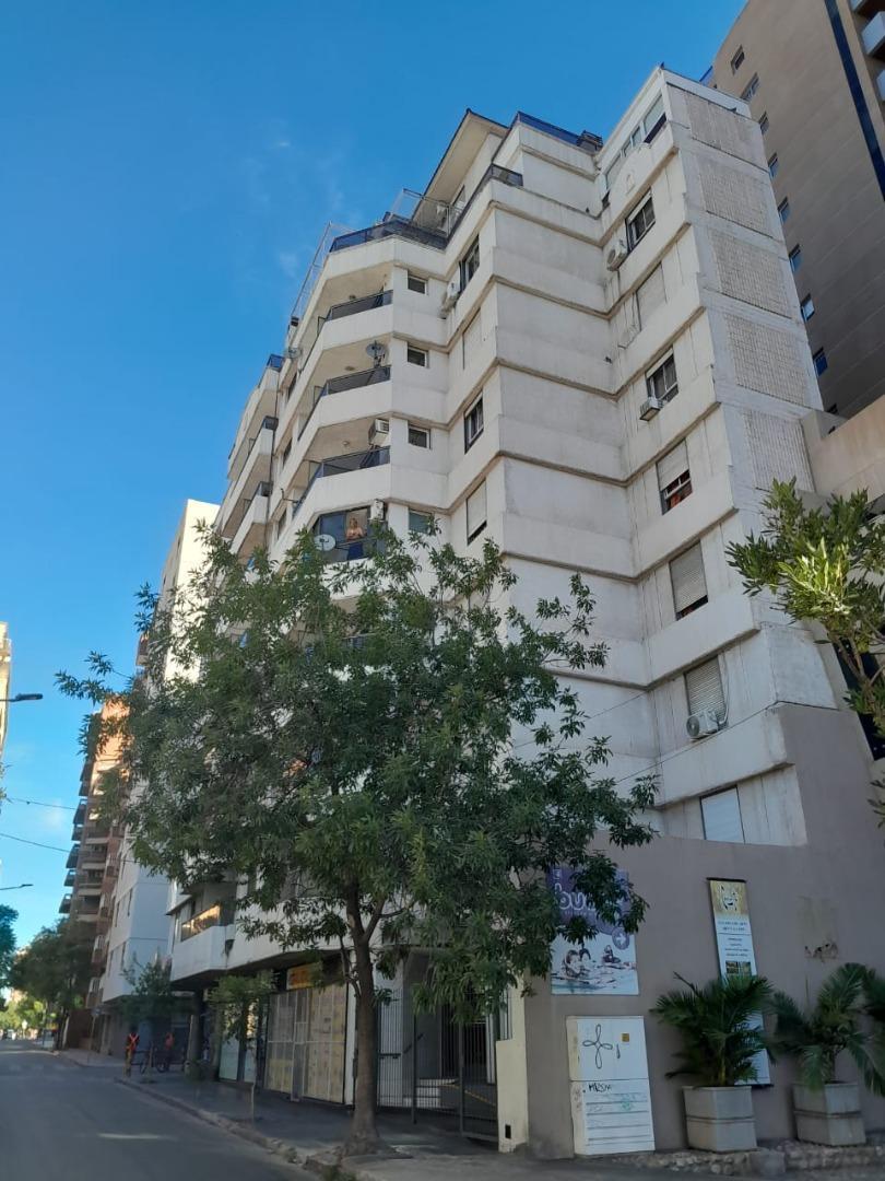 Departamento en Alquiler en Centro, $ 600.000