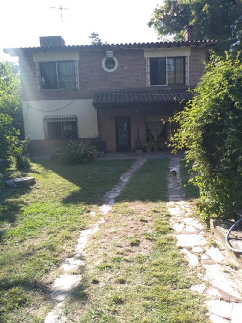 Importante Quinta A 4 Cuadras De Estación De La Reja