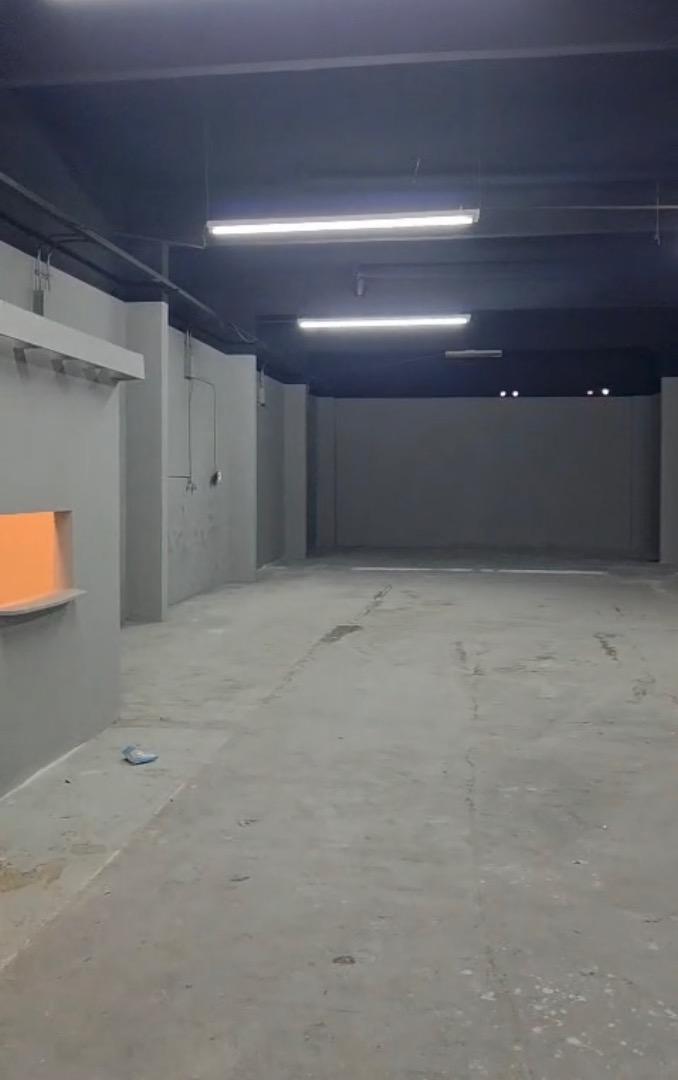 Local en Alquiler en Garin, USD 2.500