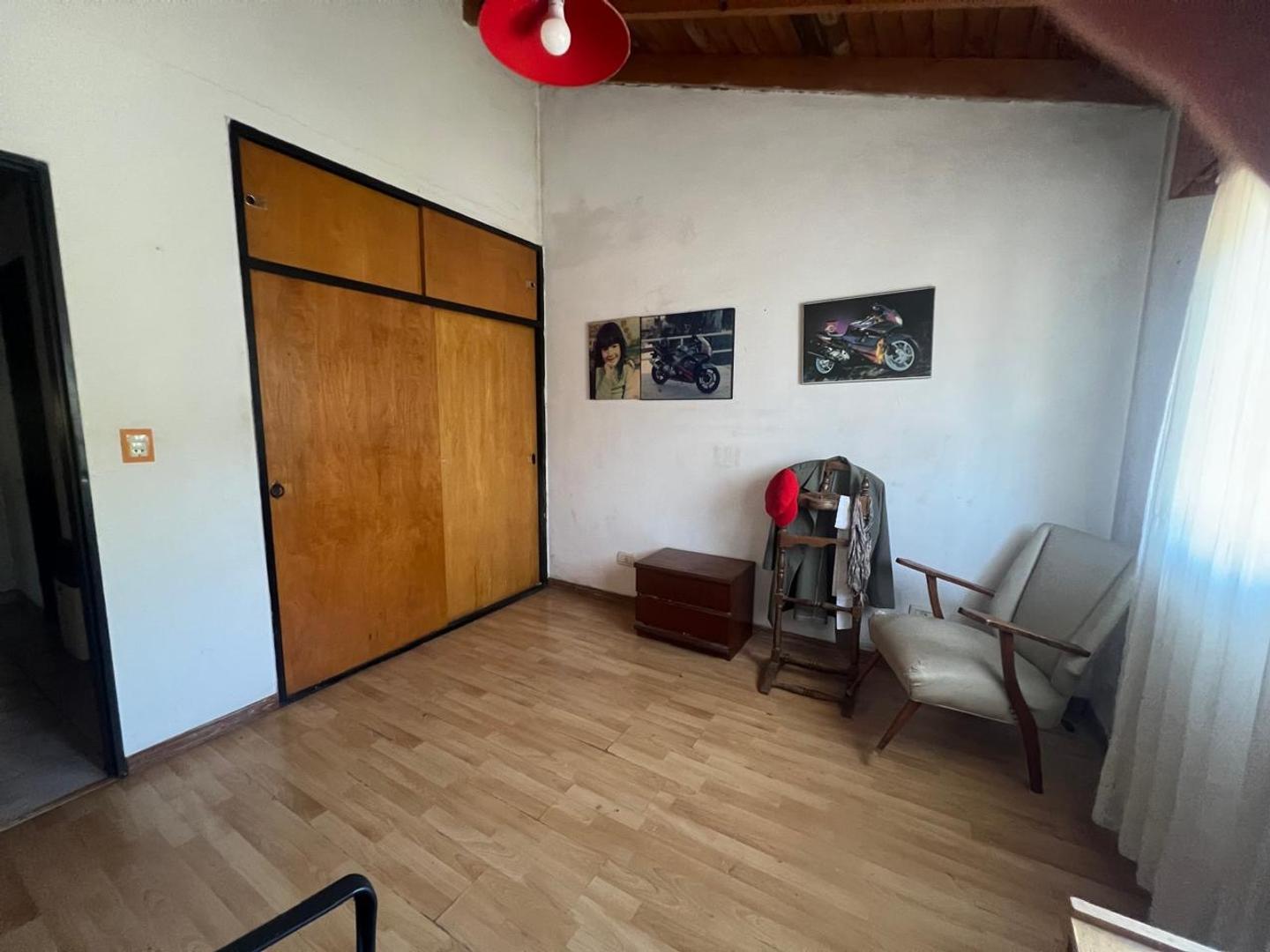 Depto Tipo Casa en Venta con 1 cocheras