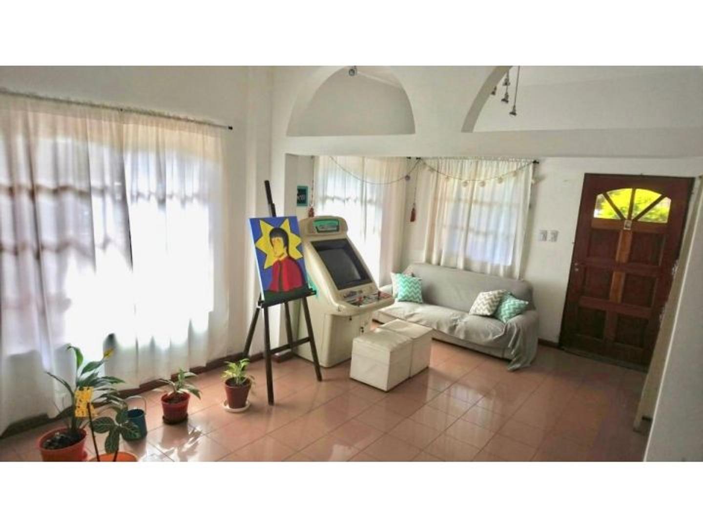 Depto Tipo Casa en Venta de 3 dormitorios