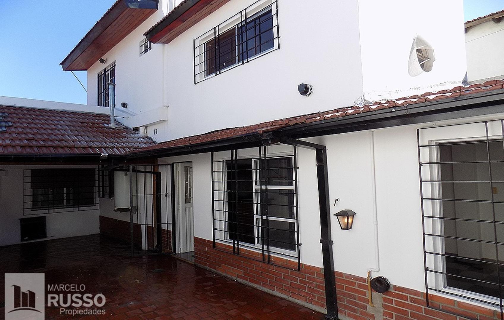 Depto Tipo Casa en Venta en Villa Santos Tesei, USD 125.000