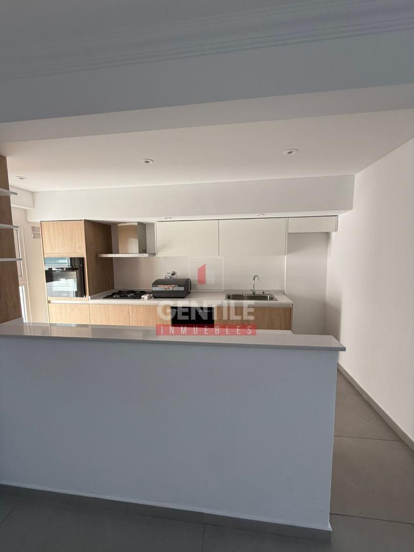 Semi piso de 4 ambientes de categoria - Villa Santa Rita