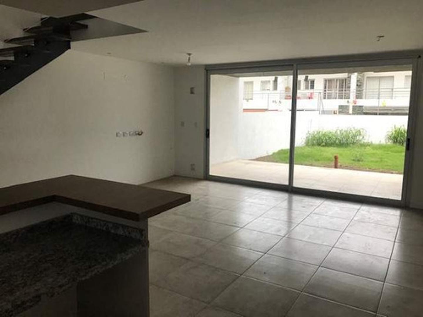 Departamento 4 ambientes con 3 baños