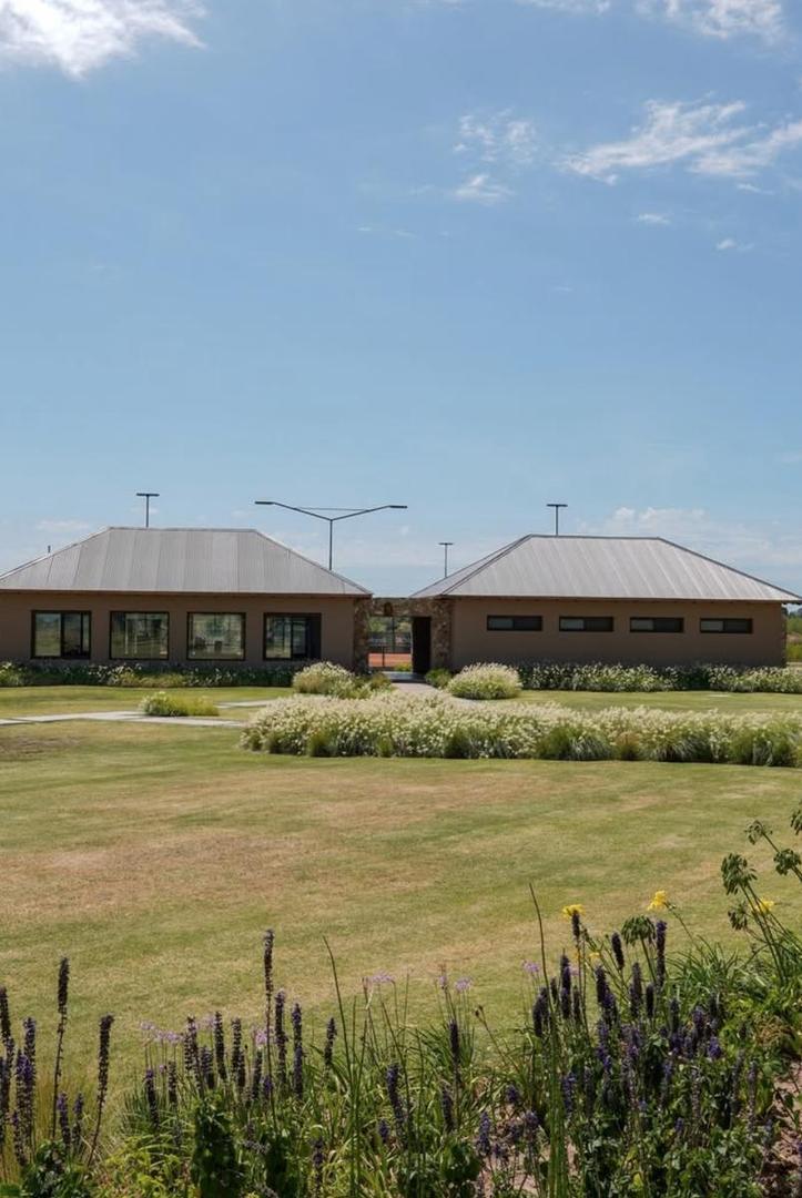 Terreno en¨La Finca 1¨(Av. Arturo Illia 1596 ) FUNES