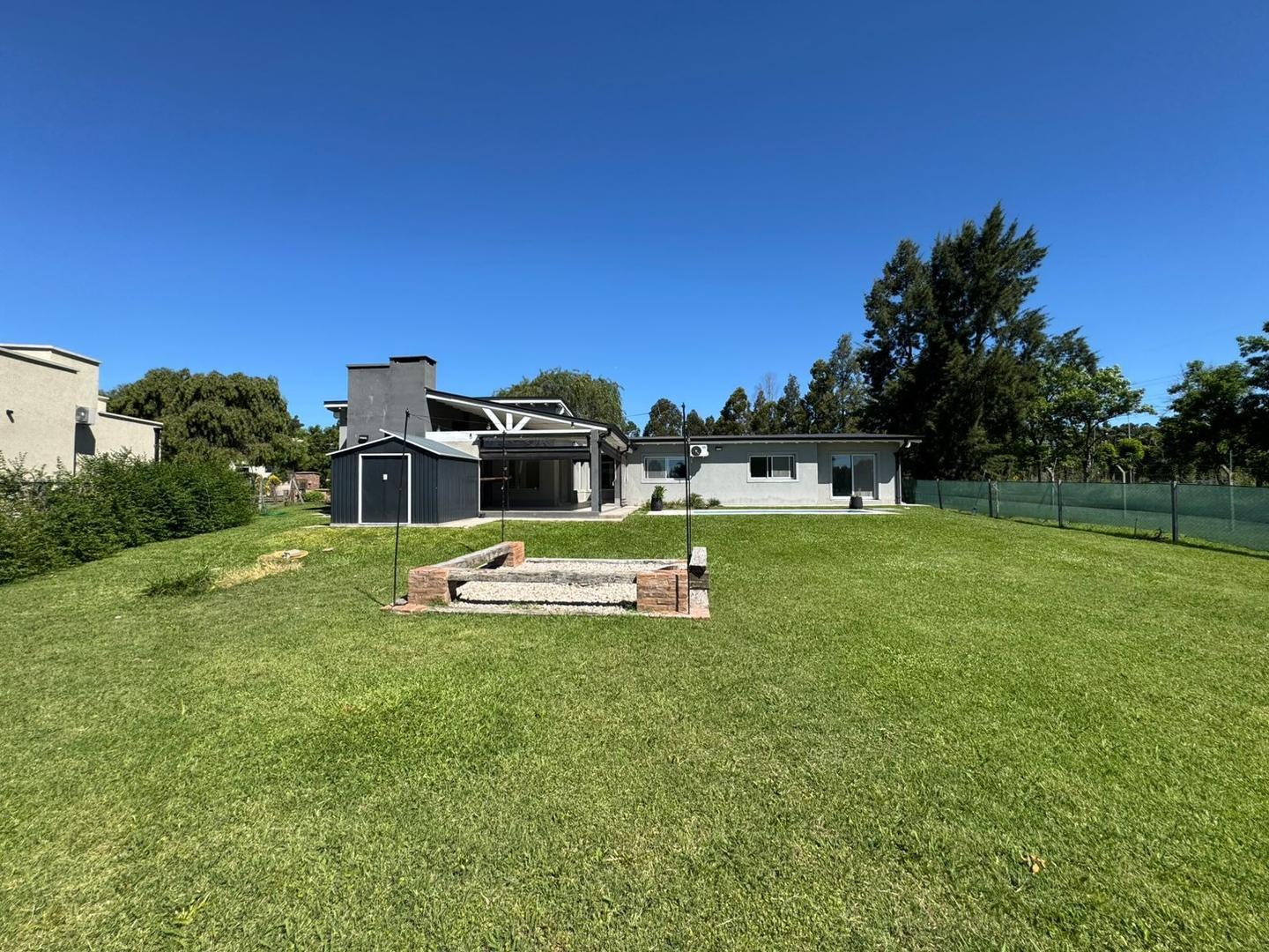 Estancia Smithfield, Ruta Provincial N° 6, Zarate