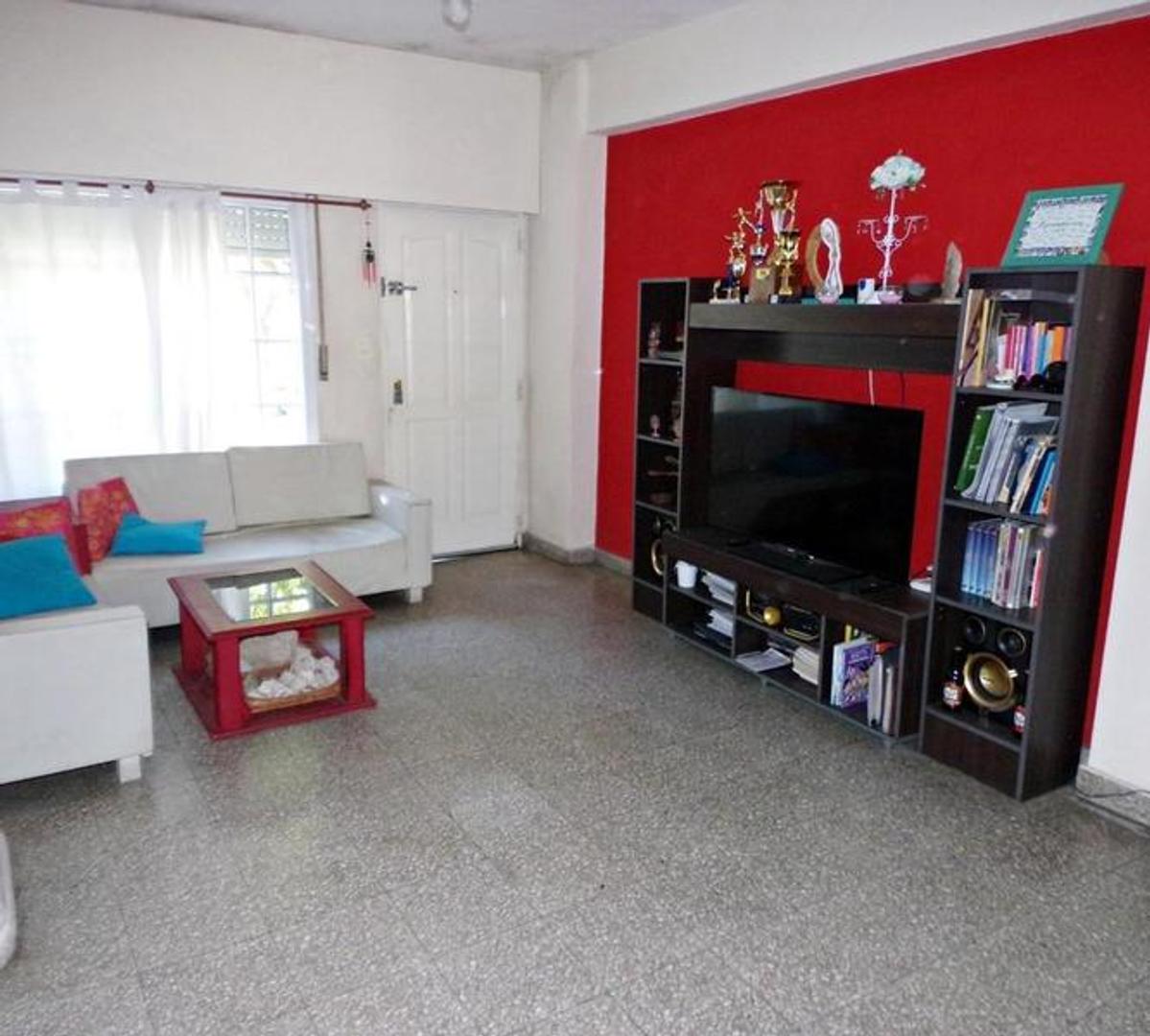 Casa en Venta en Villa Luzuriaga, USD 165.000
