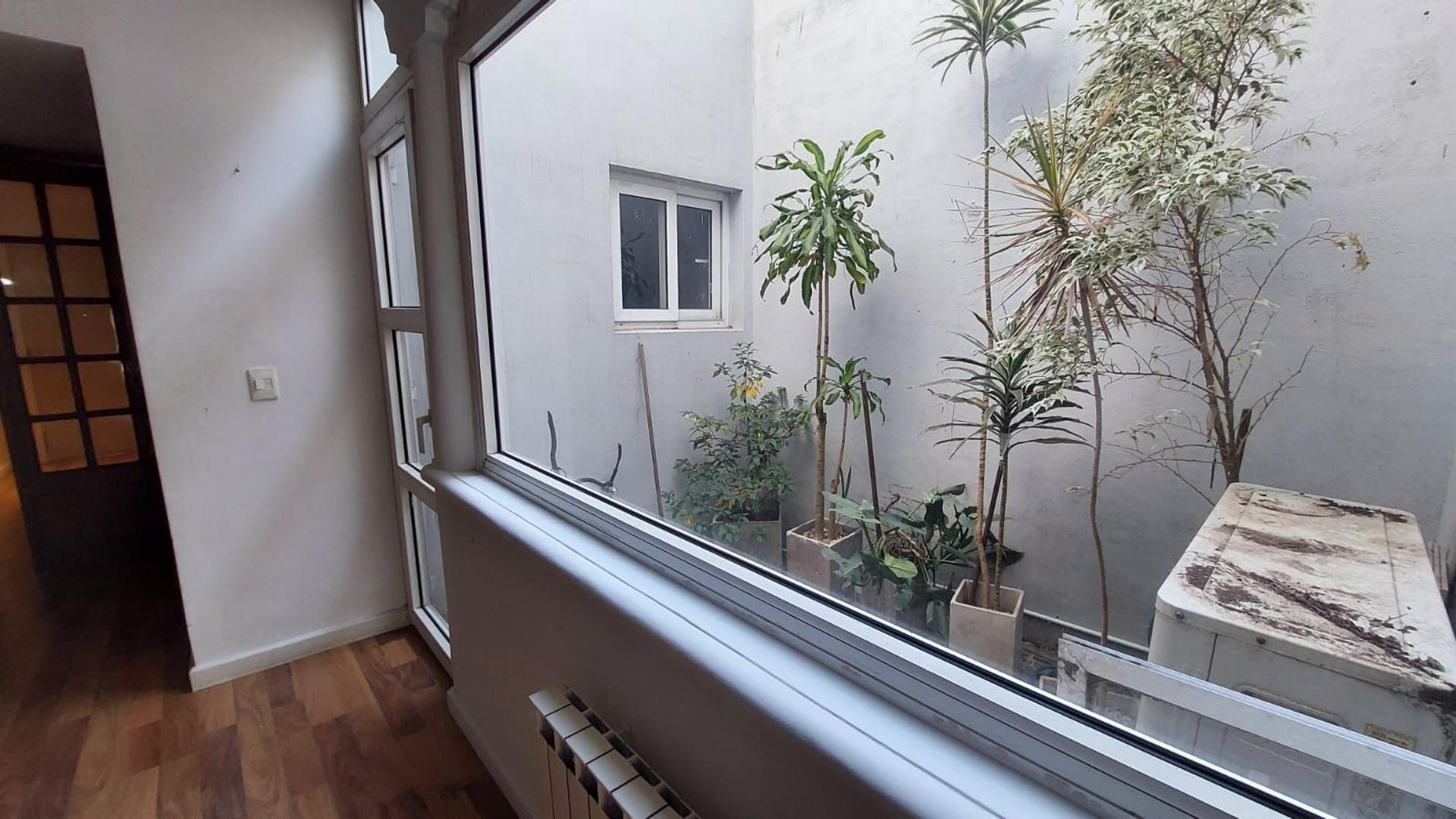 VENTA CASA 4 AMB PISCINA QUINCHO QUILMES CENTRO - DOBLE COCH