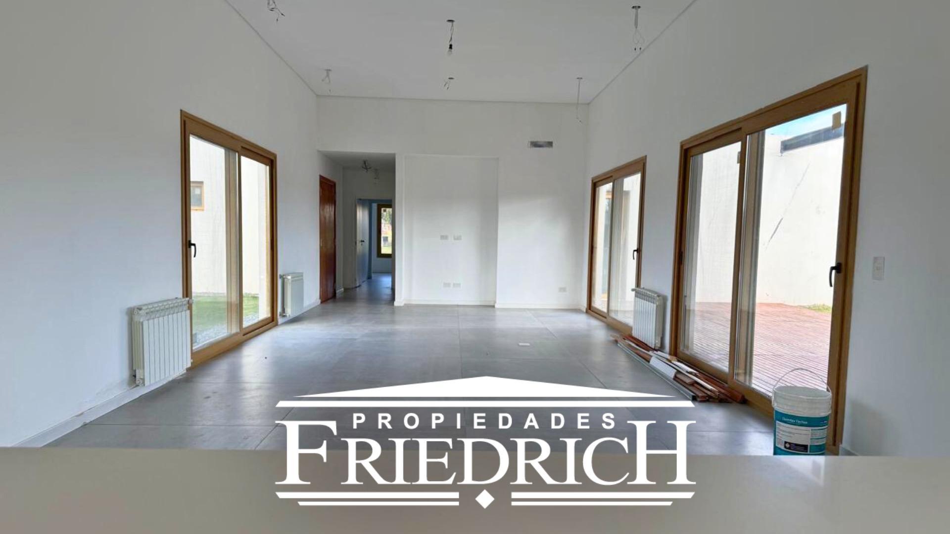 Everlinks Golf & Country Club