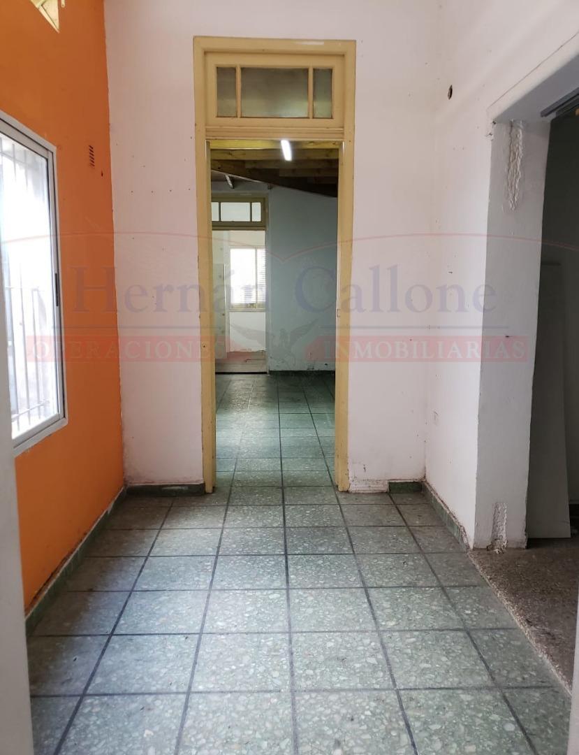 GALPÓN EN BUEN ESTADO DE 680 M2 EN CABA