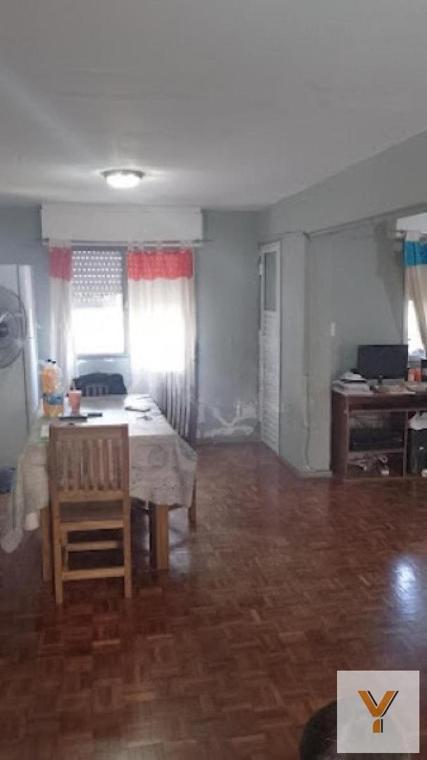 Departamento en venta - 4 Dormitorios 2 Baños - Villa Lugano