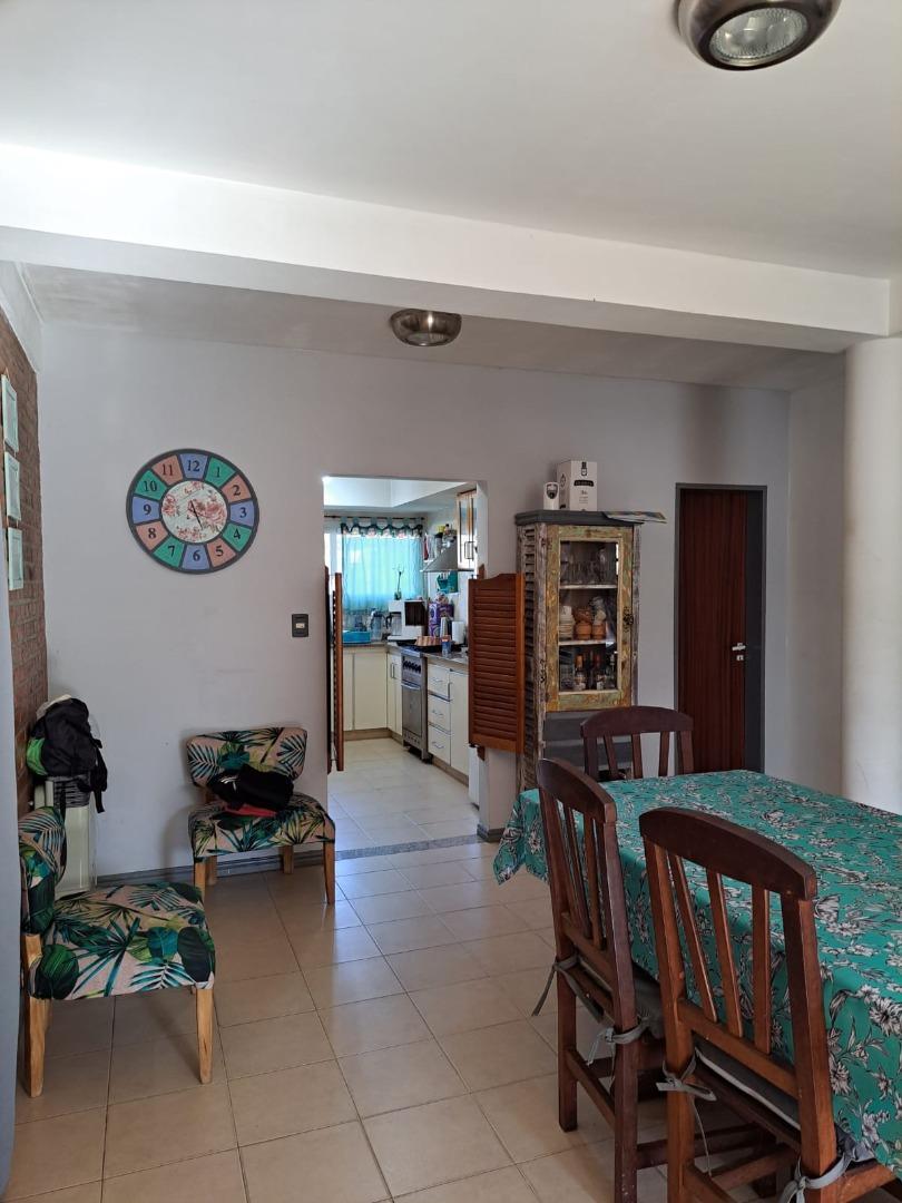 Depto Tipo Casa en Venta con 2 cocheras