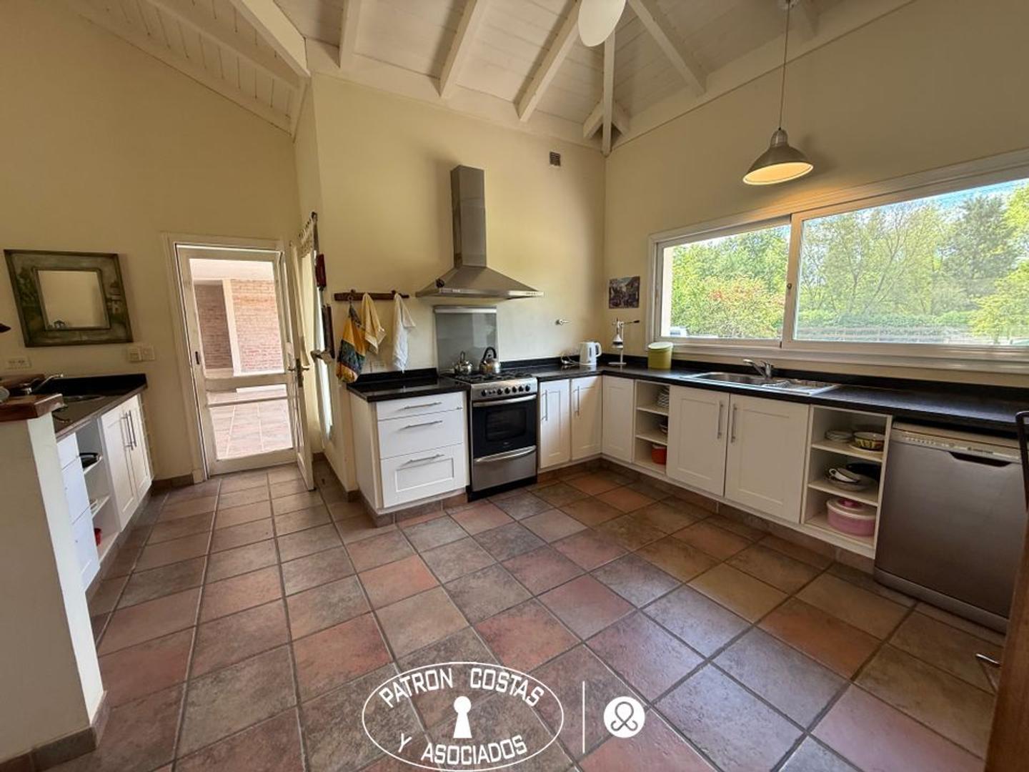 Casa en Venta al Este