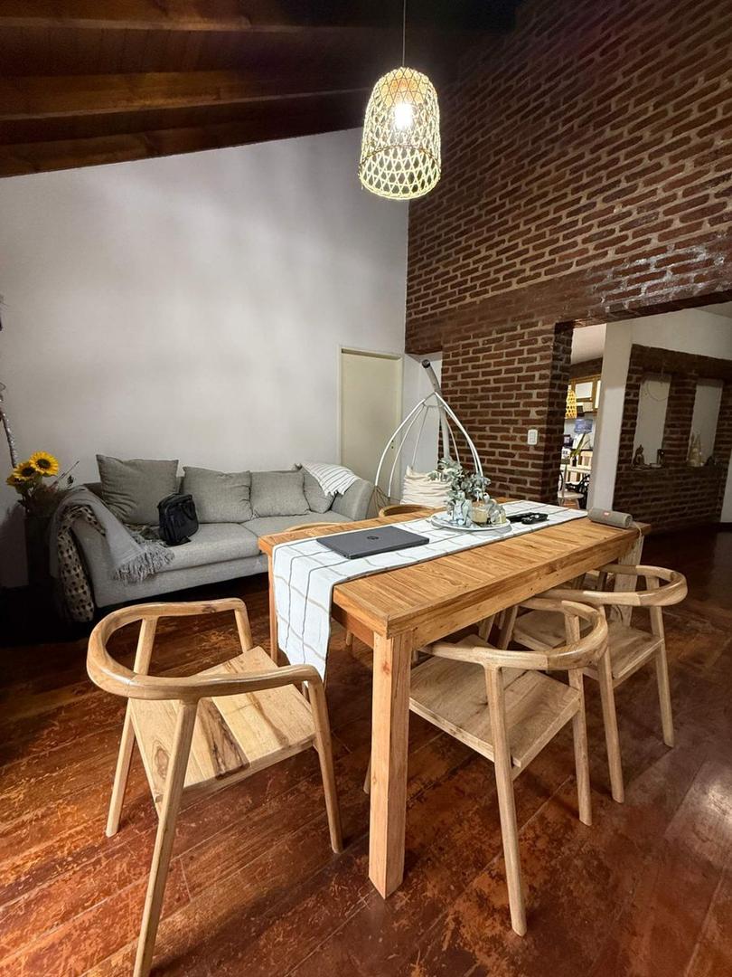 VENTA CASA BARRIO PRIVADO "EL PALOMAR"