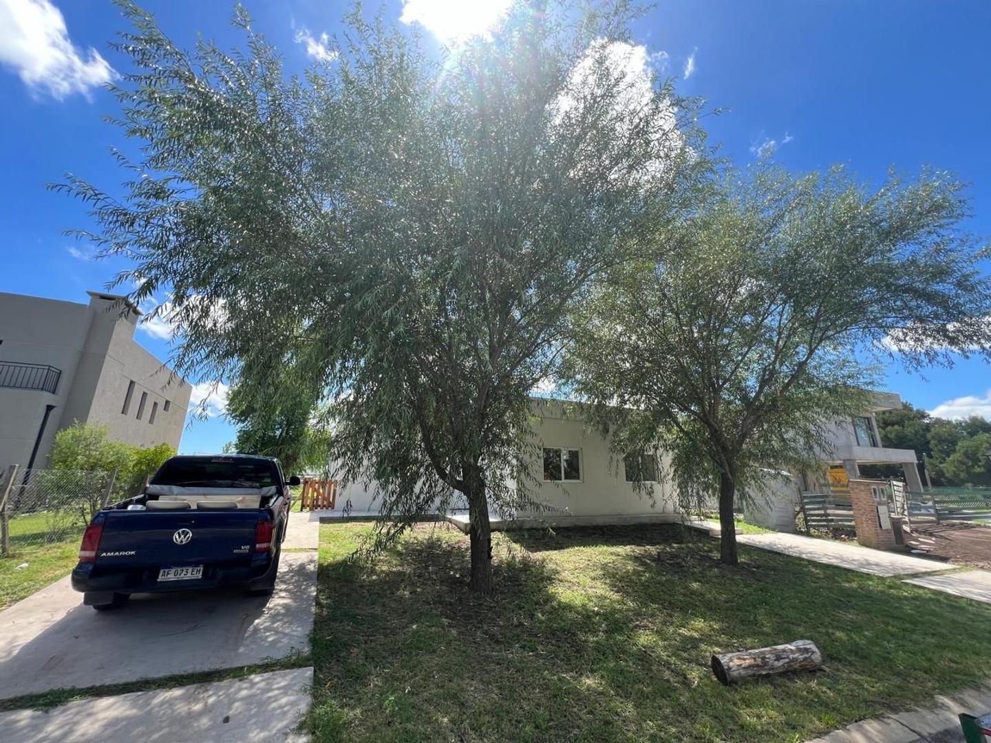 Casa 4 ambientes en San Sebastian