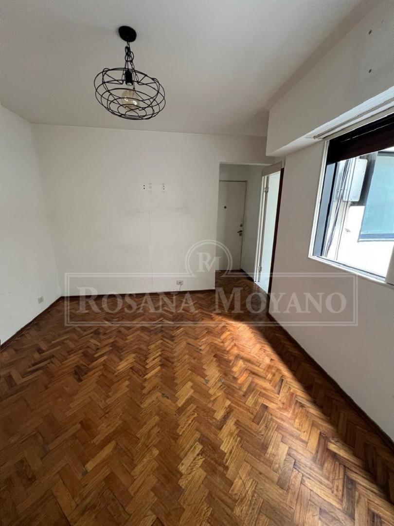Venta - Departamento - 2 Amb - Piso 7 - Olivos