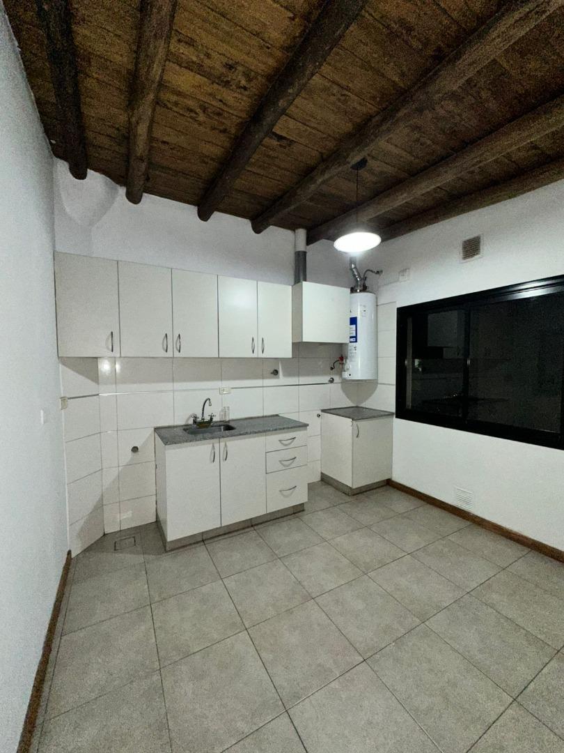 DEPARTAMENTO EN CALLE BELTRAN - BOMBAL SUR