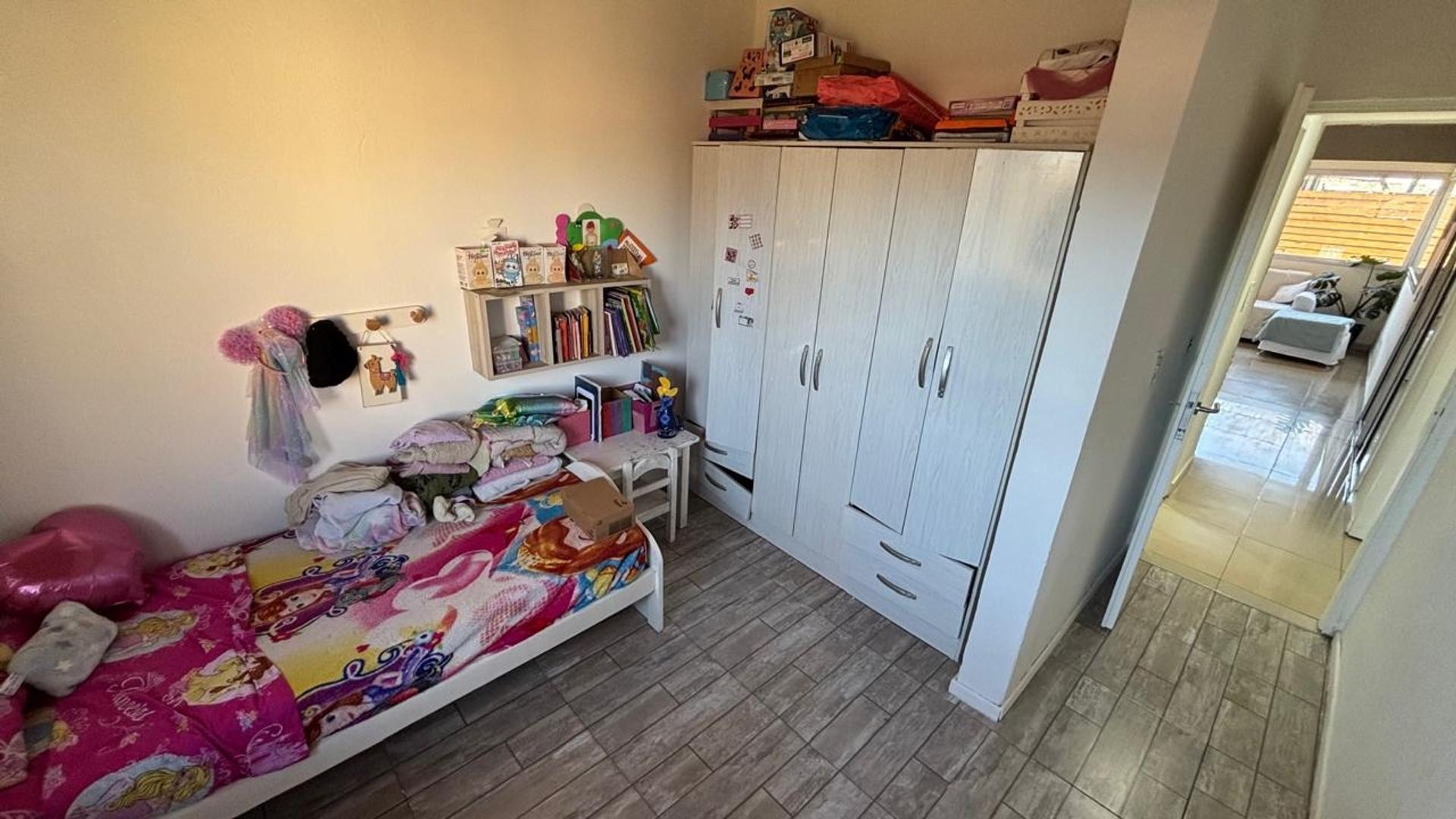 casa 3 ambientes venta La Reja