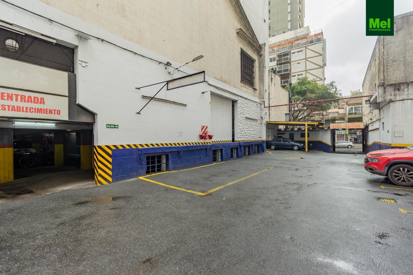 En excelente ubicacion galpon de de 1073 mt, 1401mts totales