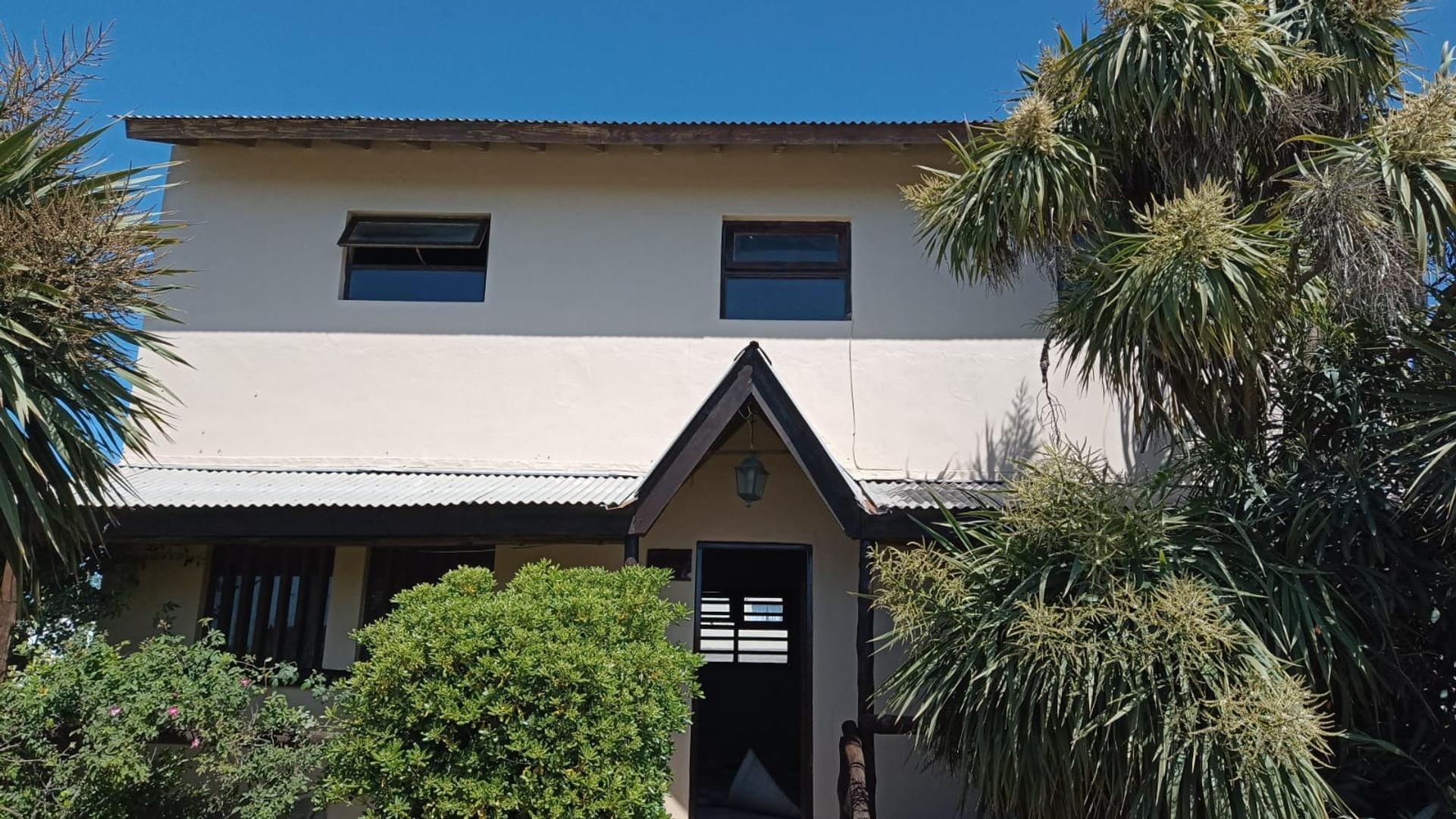 CHALET EN BARRIO FRENTE  MAR (SANTA CLARA)