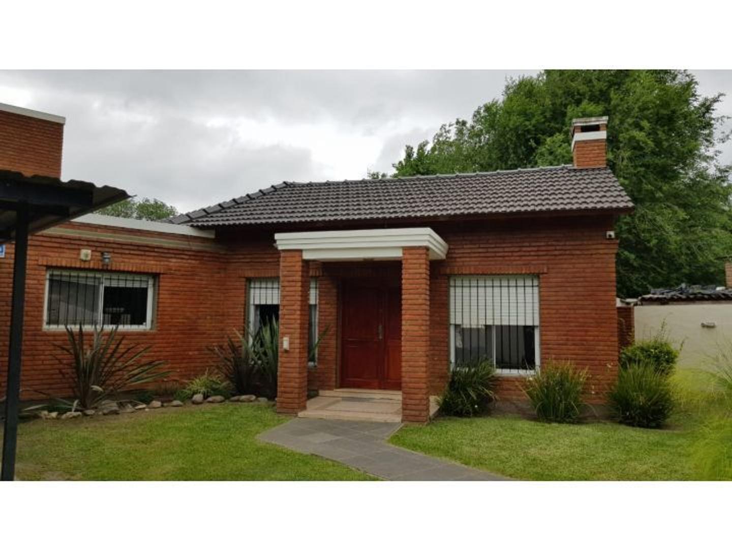 Excelente casa en Zona Newells