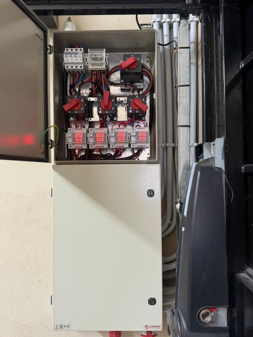 Casa 6 ambientes con 2 baños