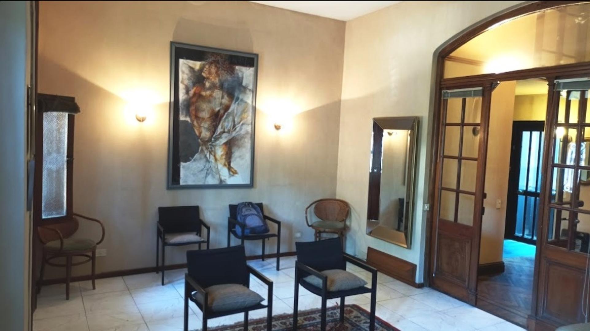 Arcos 4300, Piso P.B.
