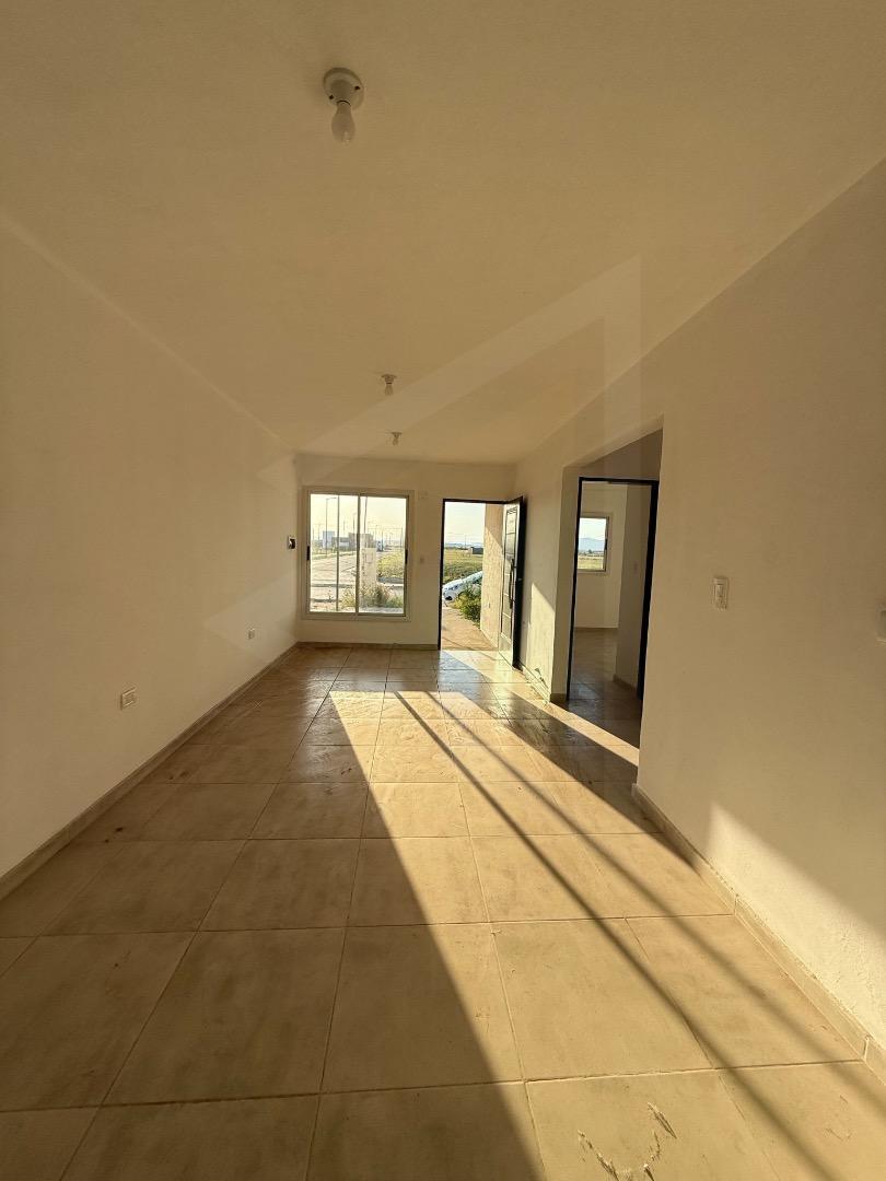 Casa en Venta en Barrio Rincones de Manantiales, USD 96.000