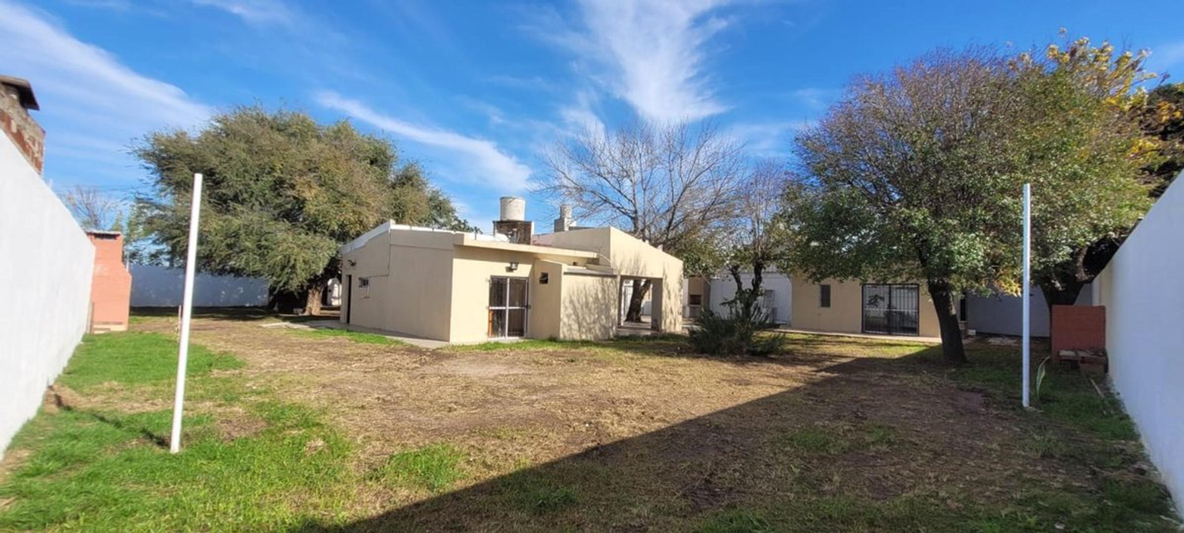 Casa en Venta en San Nicolas De Los Arroyos, USD 110.000