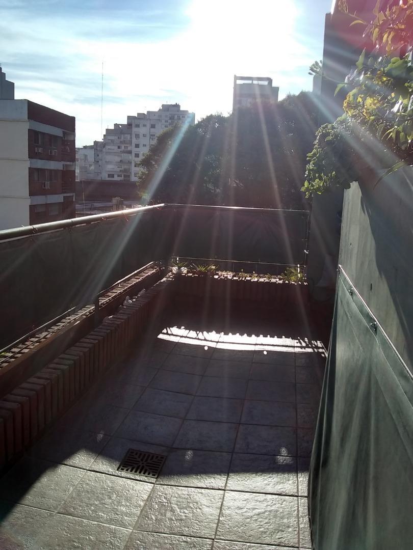 Depto 2 amb con Balcon 4 Piso - Avellaneda Centro- c/cochera
