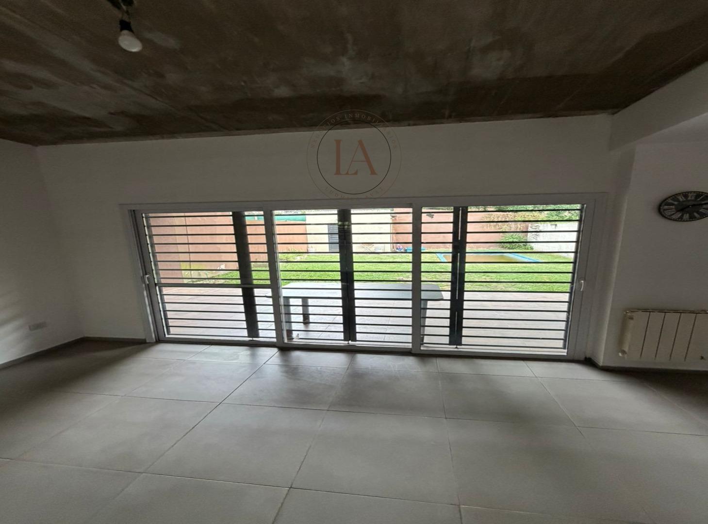 Casa en Venta en La Reja, USD 149.000
