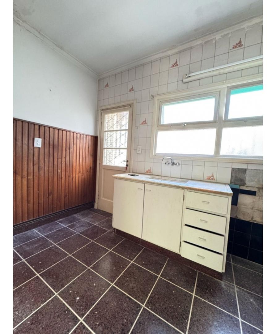 Ph 3 Ambientes 1º Piso Con Patio Jujuy Y Alvarado