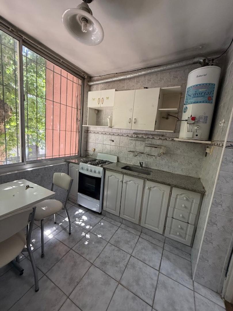 Depto Tipo Casa 2 ambientes con 1 baño