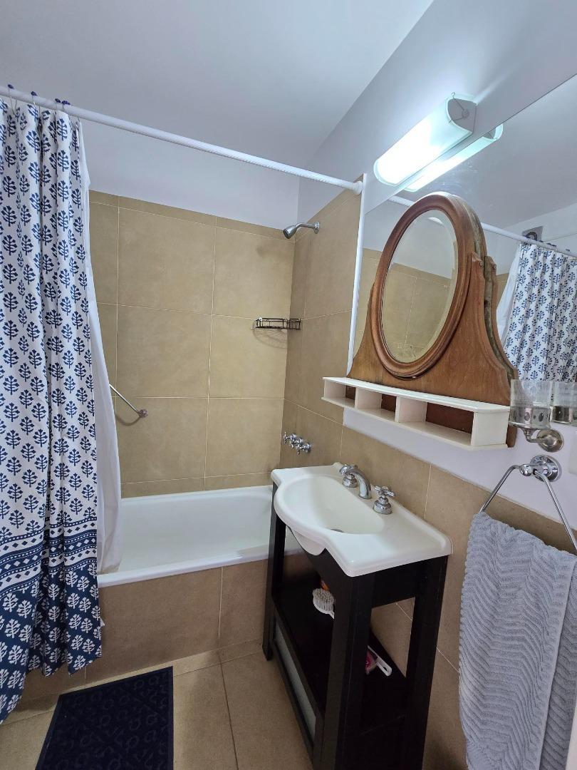 Monoambiente en Venta en Barracas al Frente con Balcón