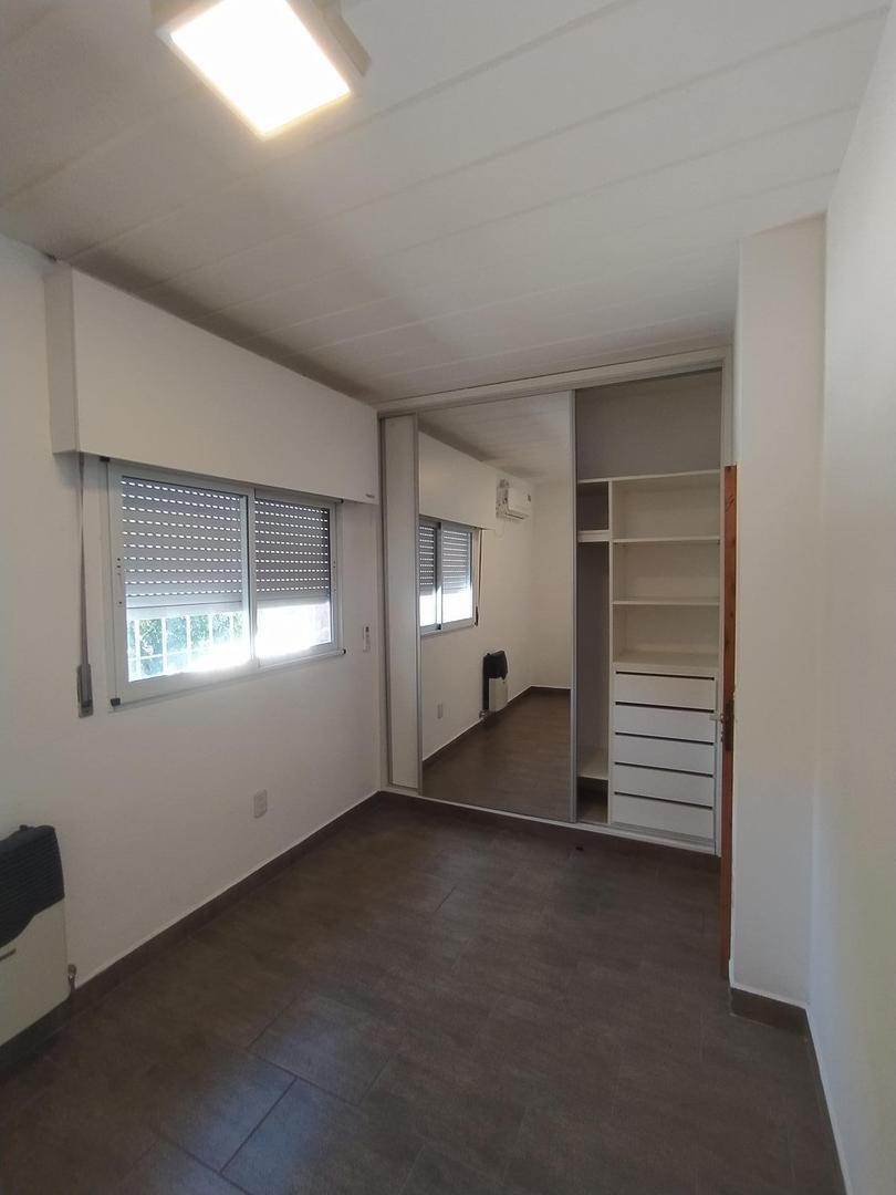 CARLOS VILLATTA  al 200