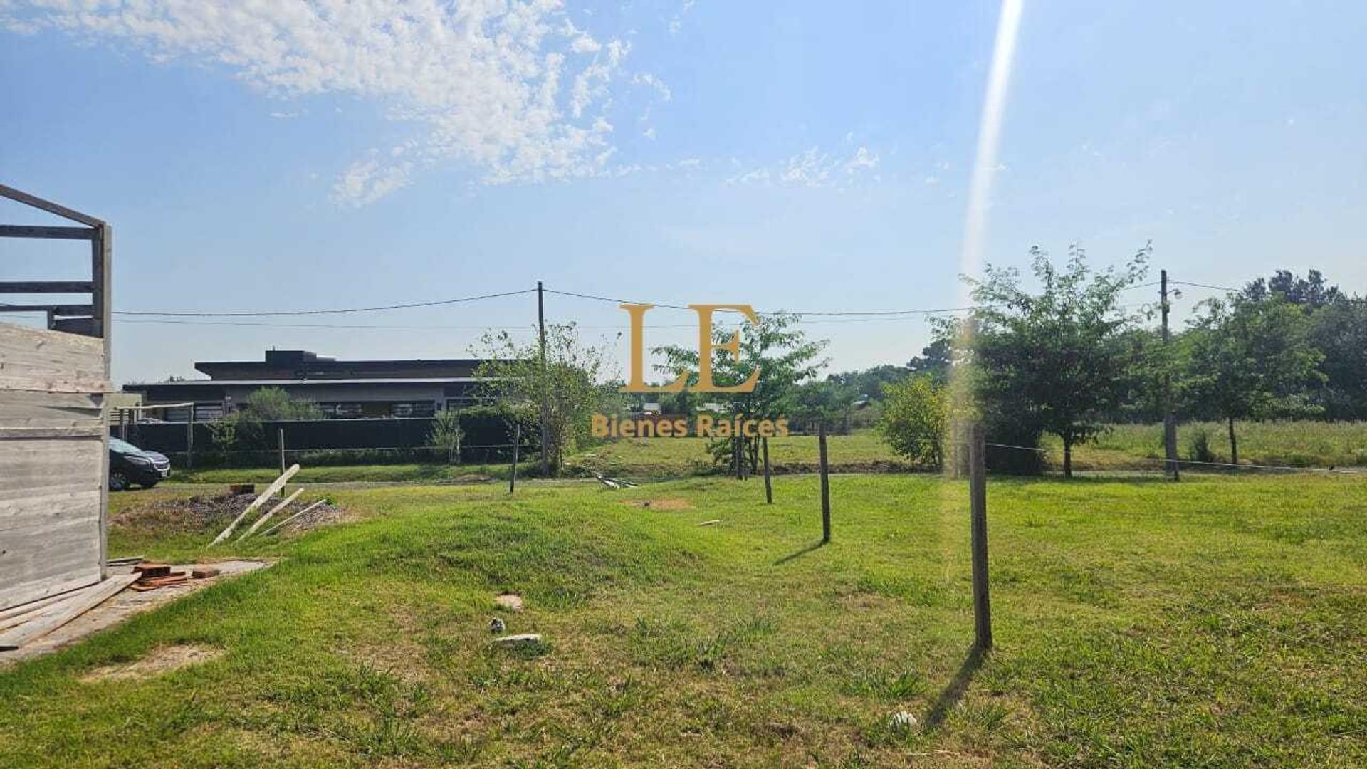 Fincas De Escobar 2000