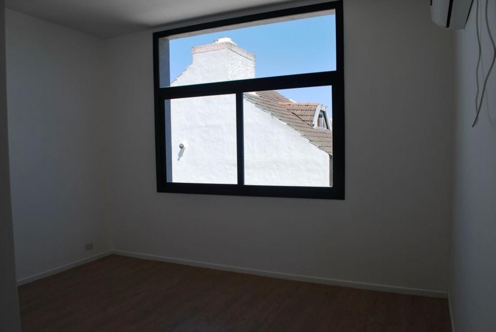Departamento Triplex  en Alquiler en Villa Adelina, San Isidro, G.B.A. Zona Norte